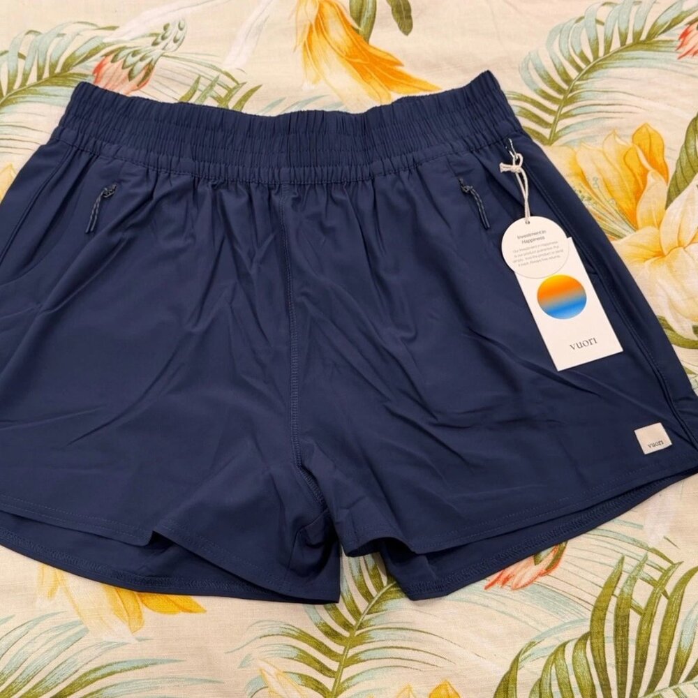 New Vuori Dash Short 2.0 Blue Coast Women's Large L $64 MSRP